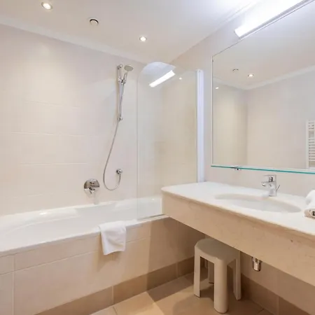 Severin ניוסטיפט אים סטובאיטל